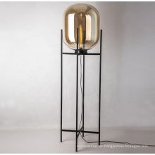 Moderne nordische Minimalismus-Stehlampen für Wohnzimmer-Schlafzimmer-Art-Deco-Beleuchtung